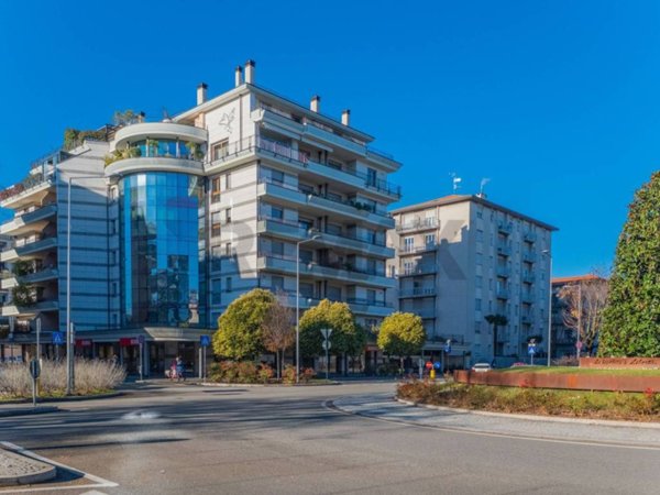 ufficio in vendita a Busto Arsizio