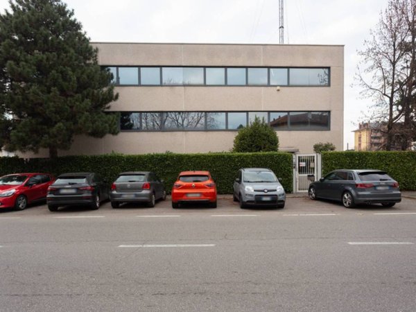 ufficio in vendita a Busto Arsizio
