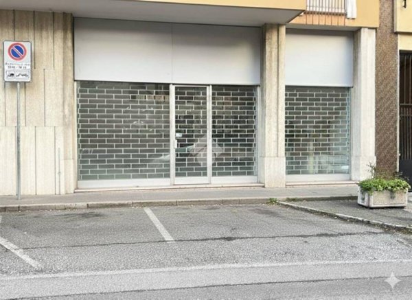 negozio in vendita a Busto Arsizio