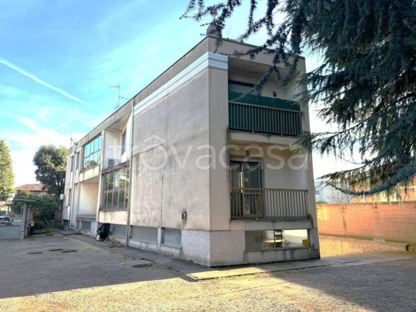 appartamento in vendita a Busto Arsizio in zona Borsano