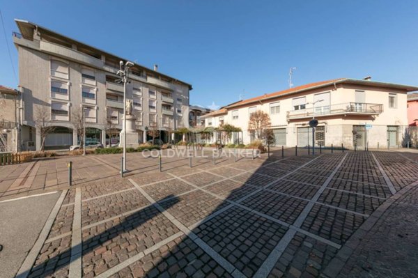 casa indipendente in vendita a Busto Arsizio