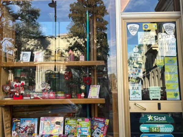 negozio in vendita a Busto Arsizio