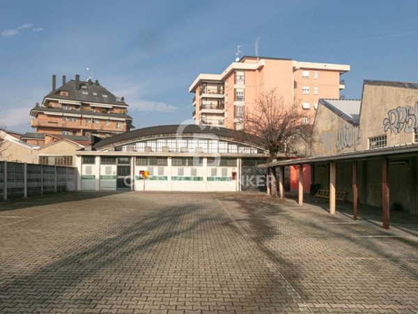 negozio in vendita a Busto Arsizio