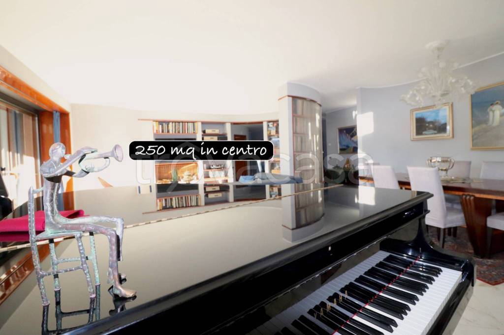 appartamento in vendita a Busto Arsizio