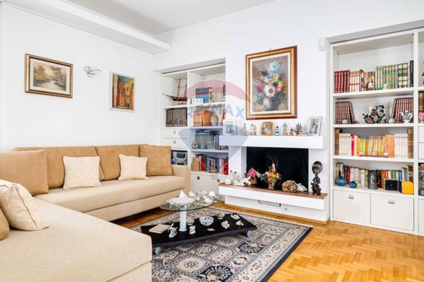 casa indipendente in vendita a Busto Arsizio