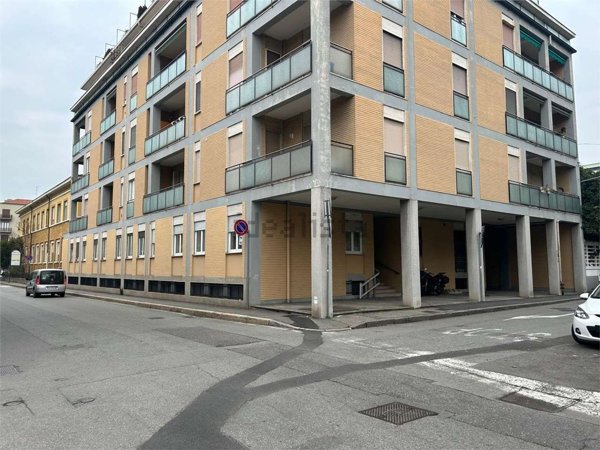ufficio in vendita a Busto Arsizio