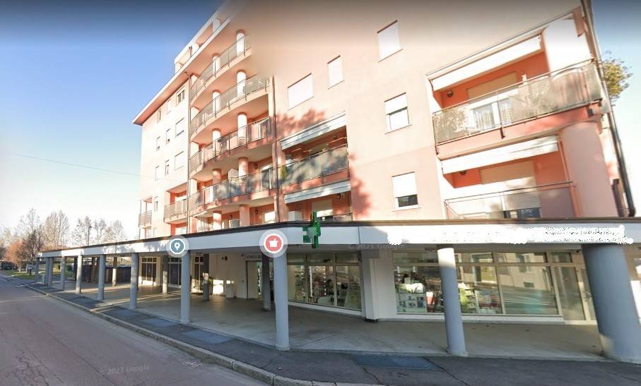 negozio in vendita a Busto Arsizio in zona Borsano