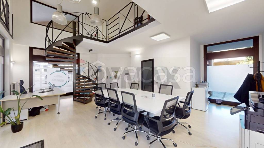 negozio in vendita a Busto Arsizio