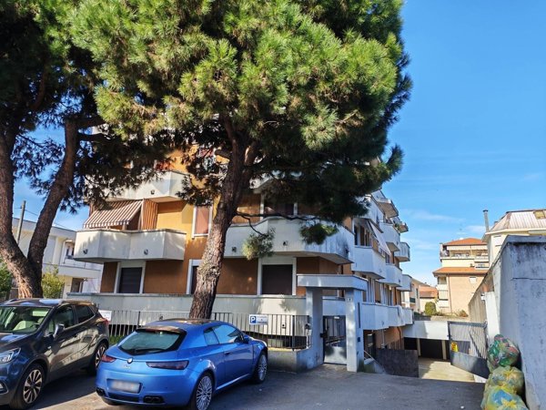 locale di sgombero in vendita a Busto Arsizio