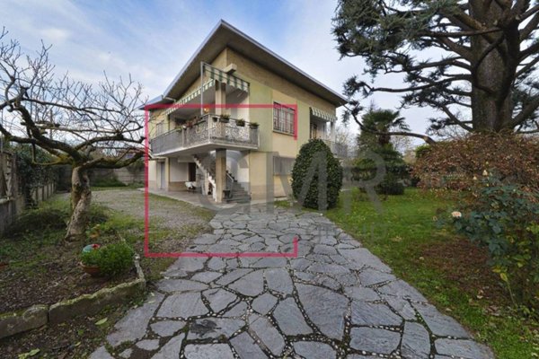 casa indipendente in vendita a Busto Arsizio