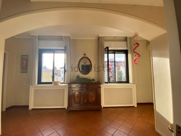 casa indipendente in vendita a Busto Arsizio