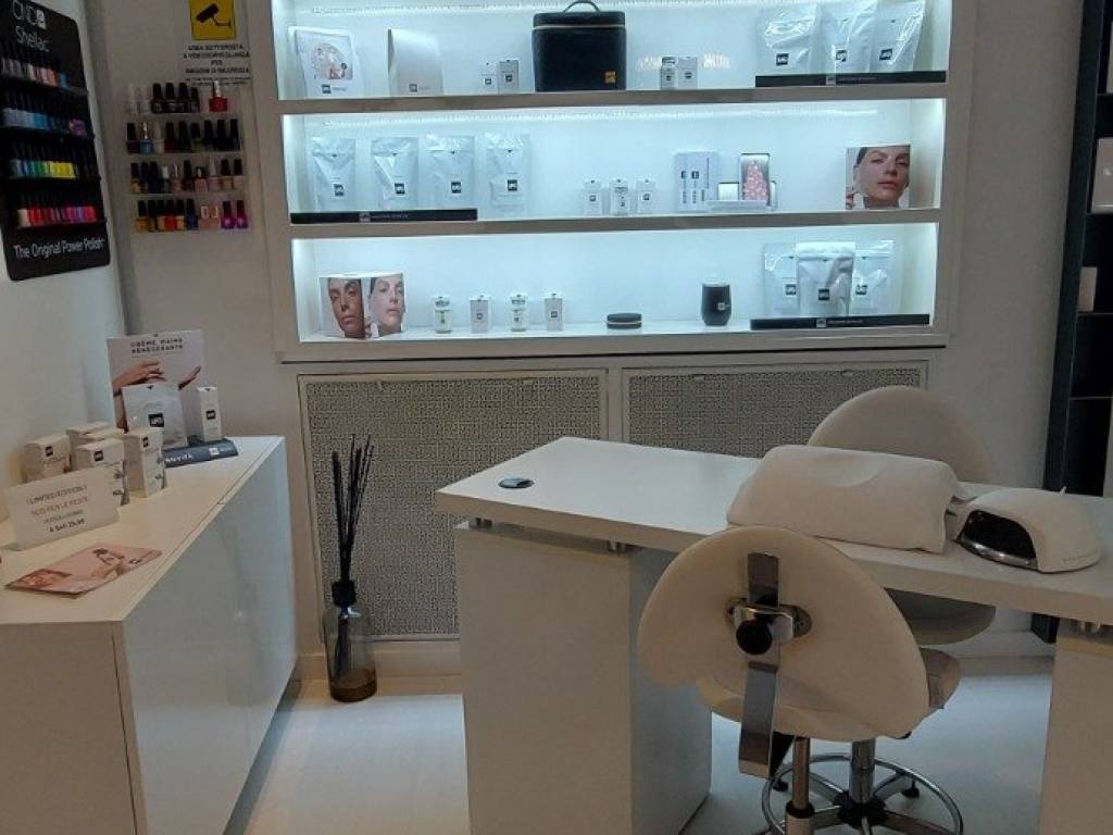 negozio in vendita a Busto Arsizio