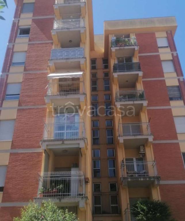 appartamento in vendita a Busto Arsizio in zona Borsano