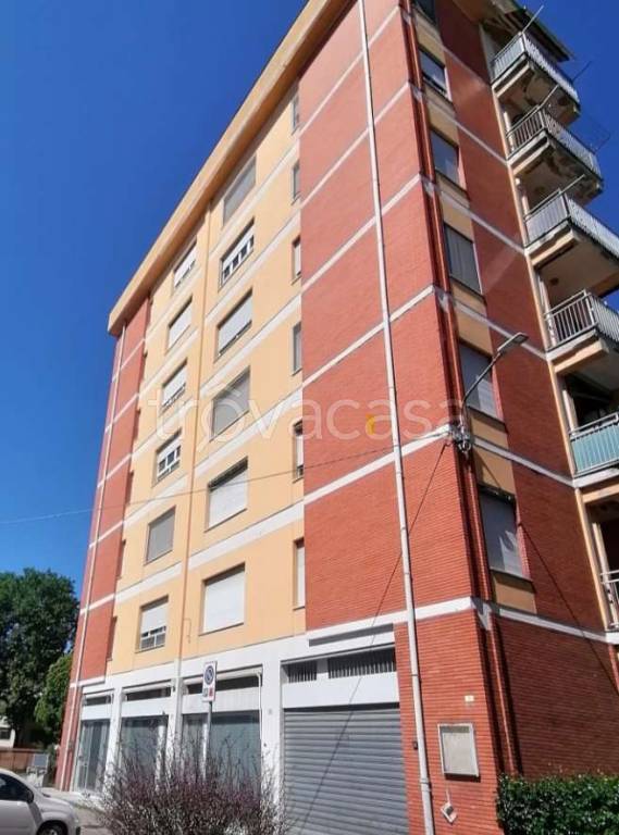 appartamento in vendita a Busto Arsizio in zona Borsano