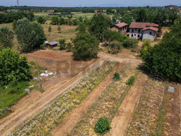 terreno edificabile in vendita a Busto Arsizio