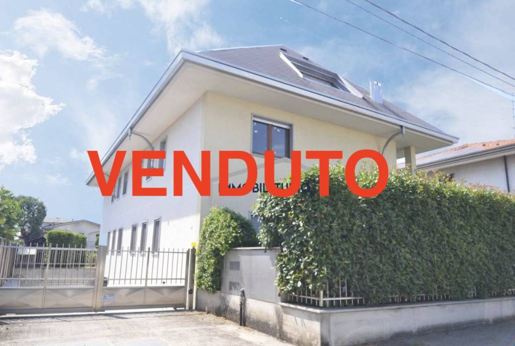 appartamento in vendita a Busto Arsizio