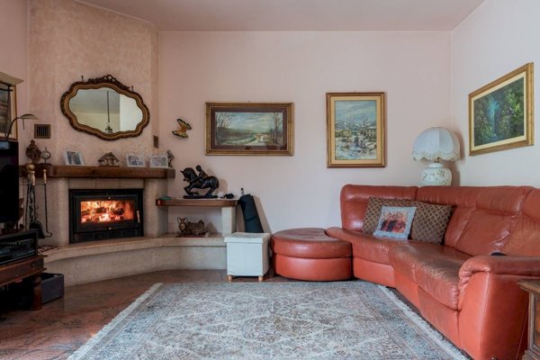 casa indipendente in vendita a Busto Arsizio