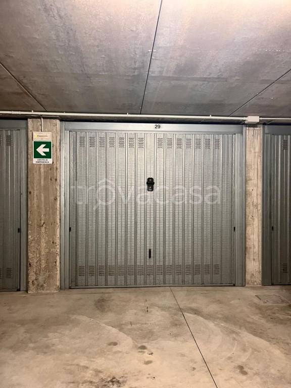 locale di sgombero in vendita a Busto Arsizio