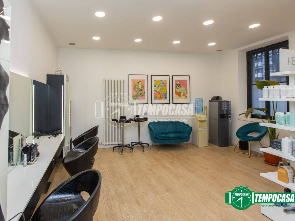 negozio in vendita a Busto Arsizio