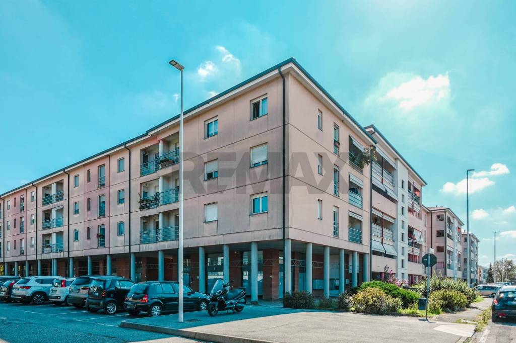 negozio in vendita a Busto Arsizio