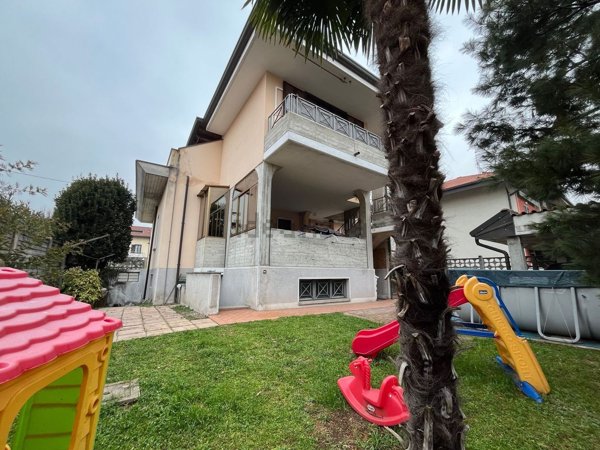 appartamento in vendita a Busto Arsizio