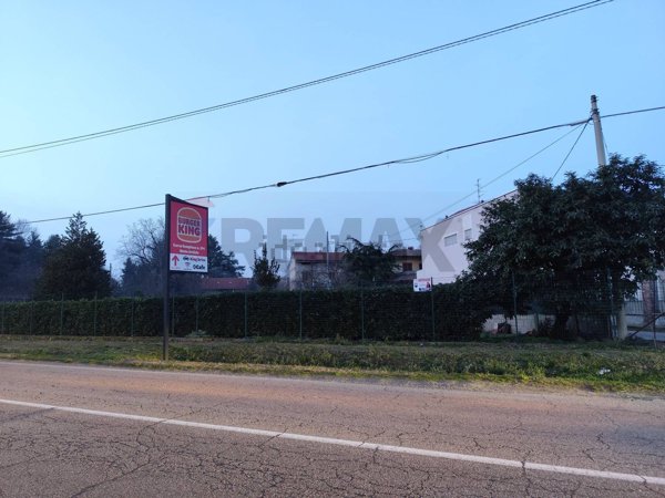 casa indipendente in vendita a Busto Arsizio