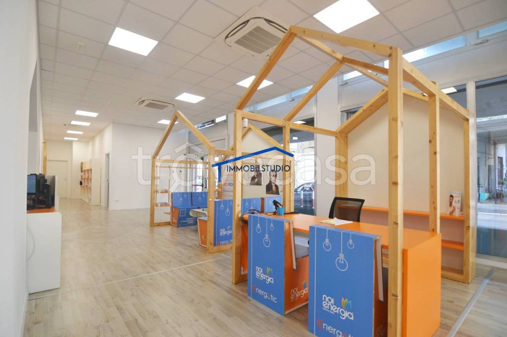 negozio in vendita a Busto Arsizio