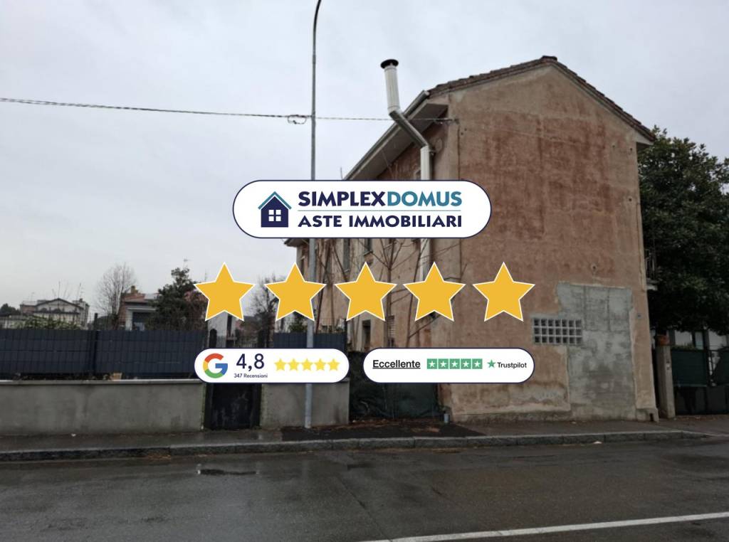 casa indipendente in vendita a Busto Arsizio