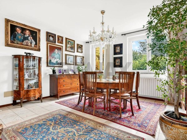 casa indipendente in vendita a Busto Arsizio