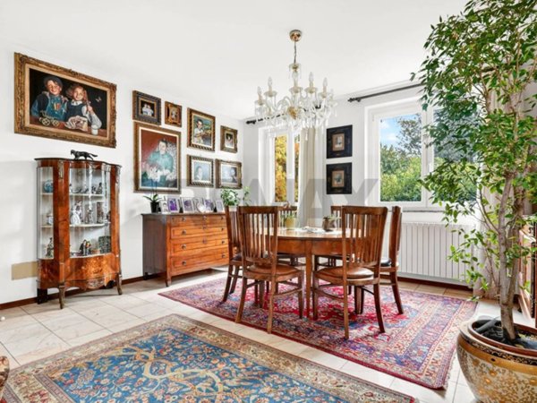 casa indipendente in vendita a Busto Arsizio