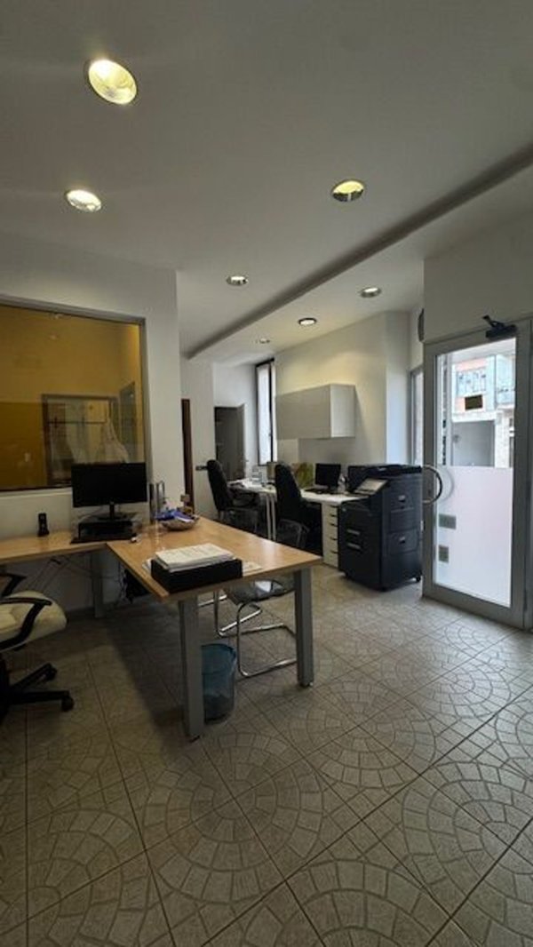 ufficio in vendita a Busto Arsizio