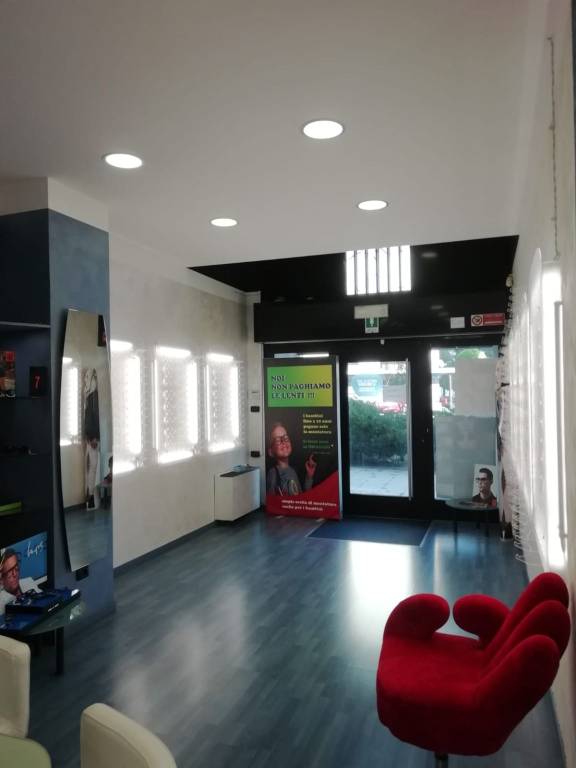 negozio in vendita a Busto Arsizio