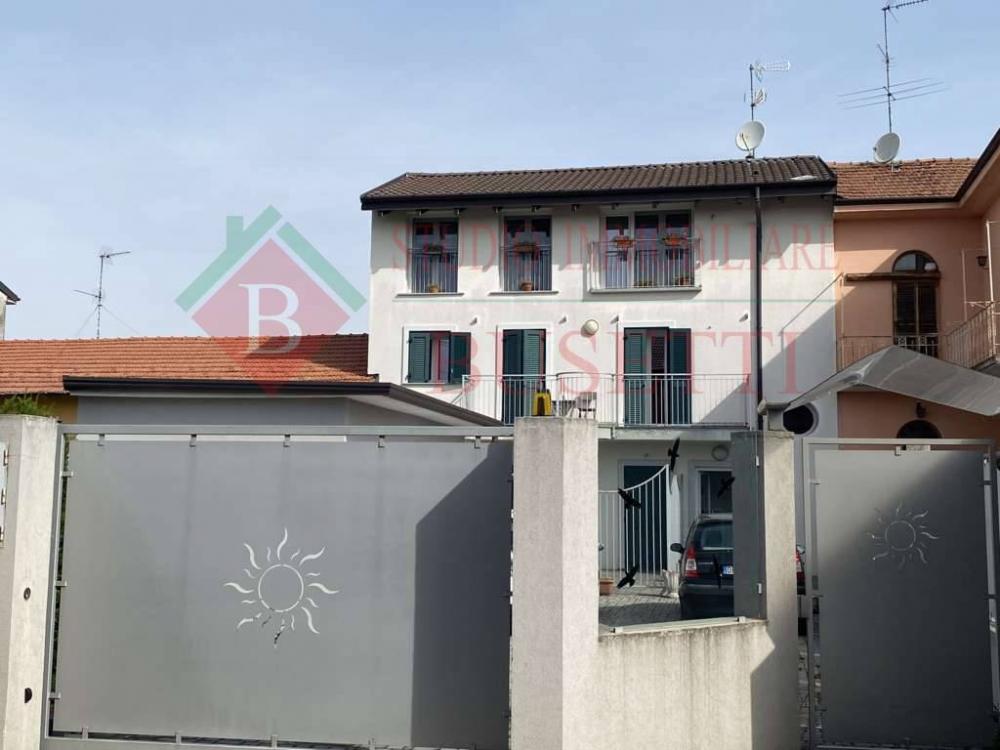 appartamento in vendita a Busto Arsizio in zona Borsano