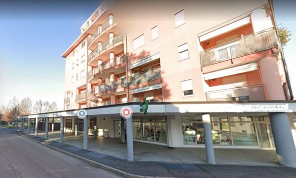 negozio in vendita a Busto Arsizio in zona Borsano