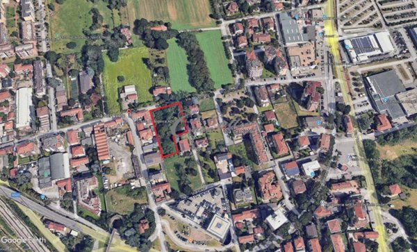 terreno edificabile in vendita a Busto Arsizio