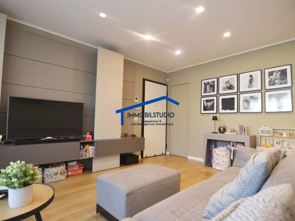 appartamento in vendita a Busto Arsizio in zona Borsano