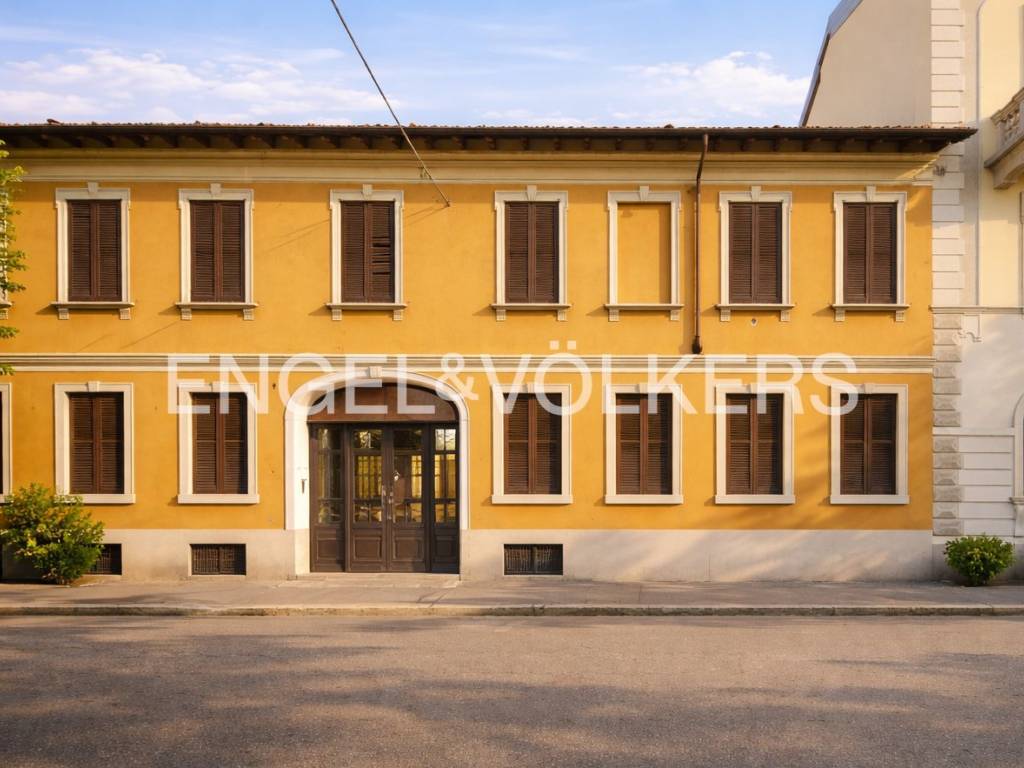 casa indipendente in vendita a Busto Arsizio