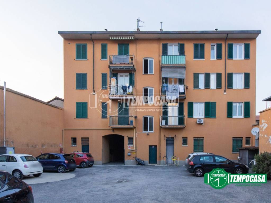 appartamento in vendita a Busto Arsizio in zona Borsano
