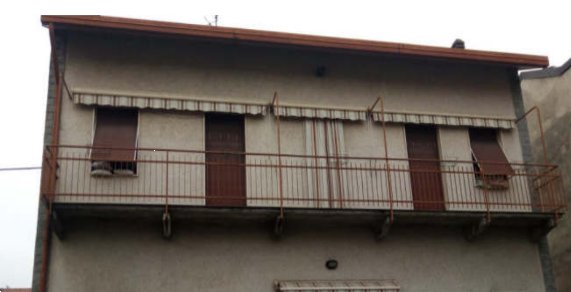 casa indipendente in vendita a Busto Arsizio