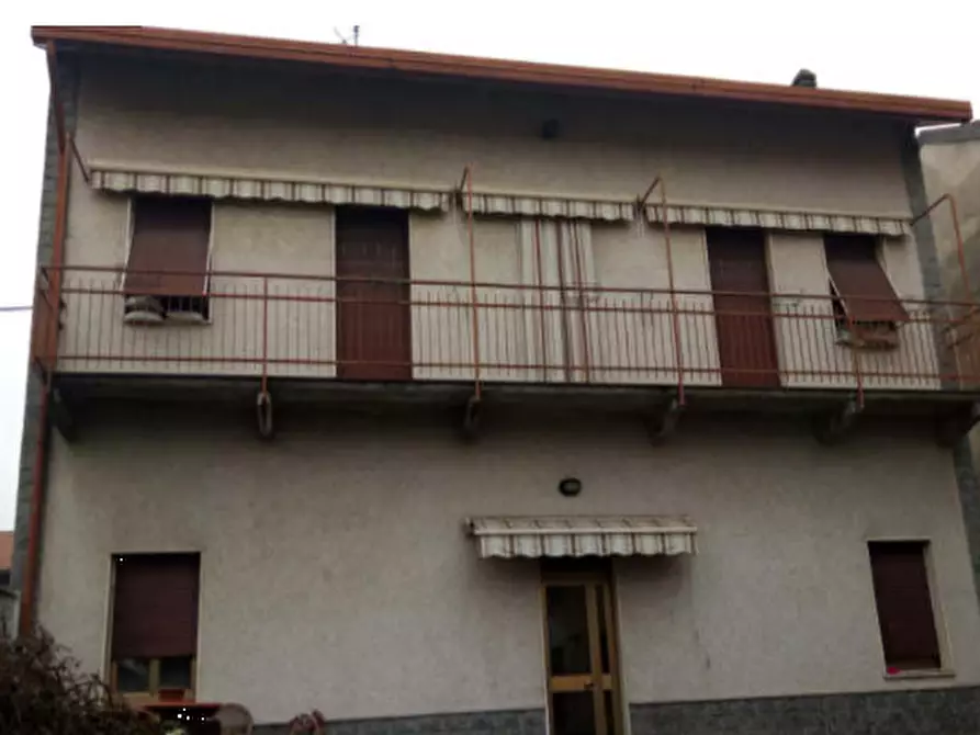 casa indipendente in vendita a Busto Arsizio