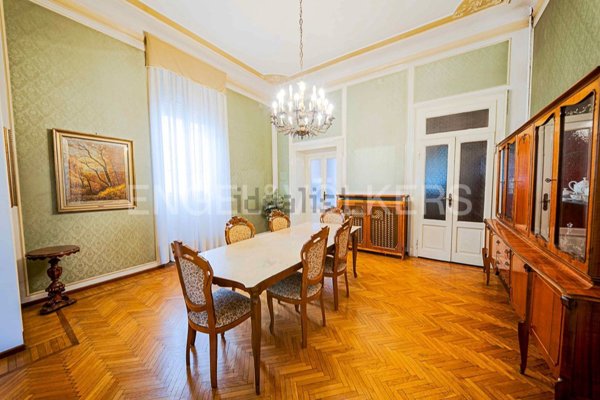 casa indipendente in vendita a Busto Arsizio