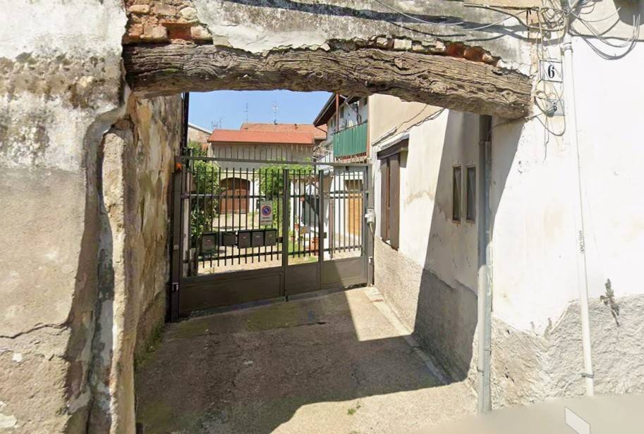 appartamento in vendita a Busto Arsizio in zona Borsano