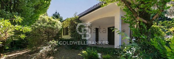 casa indipendente in vendita a Busto Arsizio