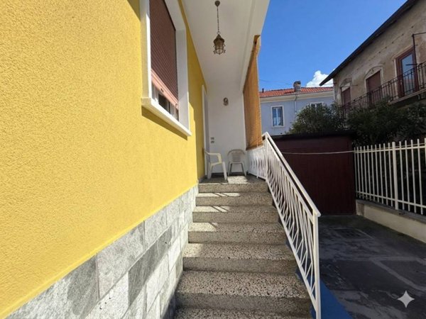 casa indipendente in vendita a Busto Arsizio
