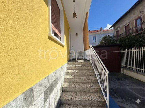 casa indipendente in vendita a Busto Arsizio
