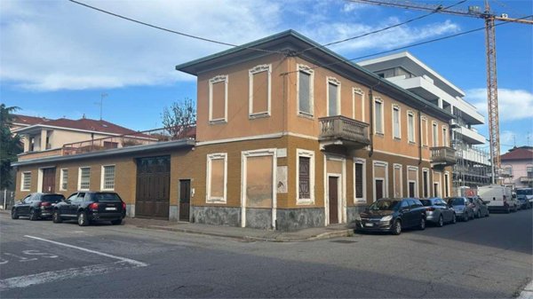 negozio in vendita a Busto Arsizio
