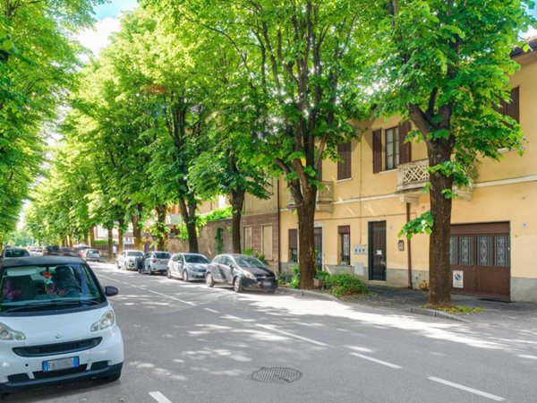 casa indipendente in vendita a Busto Arsizio