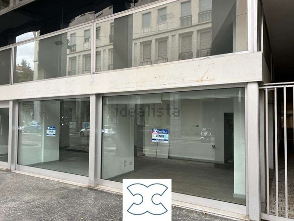 negozio in vendita a Busto Arsizio