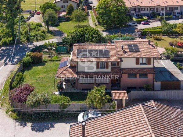 casa indipendente in vendita a Busto Arsizio