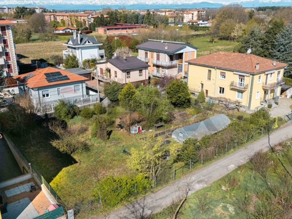 terreno edificabile in vendita a Busto Arsizio